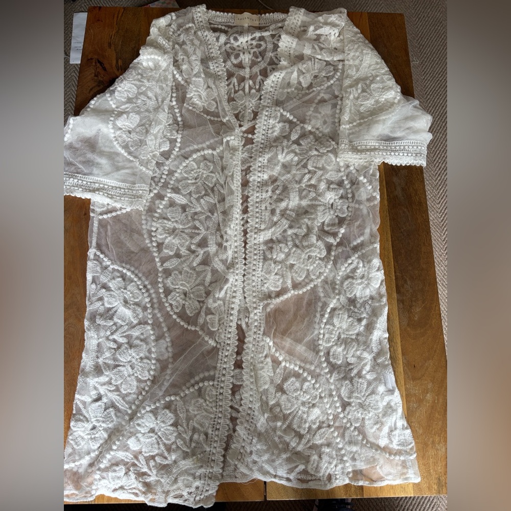 White Lace Floral Kimono